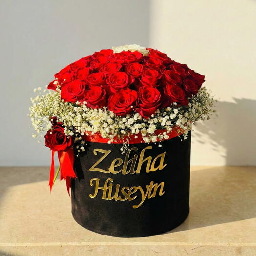 Kutuda çiçekler   guller