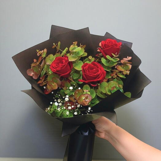 3 lu Kırmızı Gul Buketi