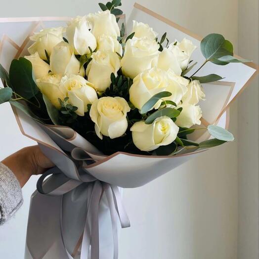 White roses