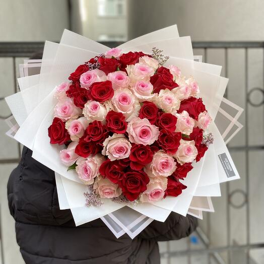 Ppembe kırmızı karışık gullimo buketi