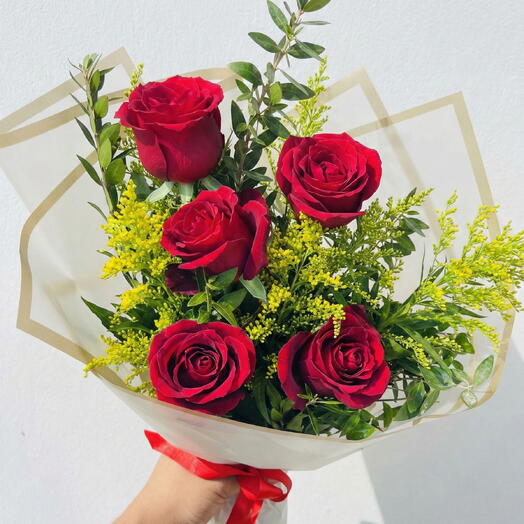 Sevgiliye 🌹 Aşk Dolu Kırmızı Gul Buketi – Uygun Fiyatlı Romantik Surpriz 🌹