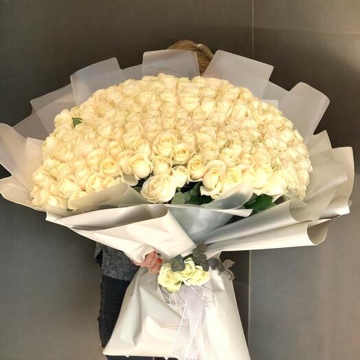 201 White Rose - Dev Beyaz Gul Buketi