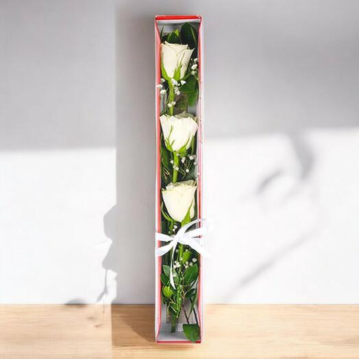 White Roses in a Box (3 pieces)
