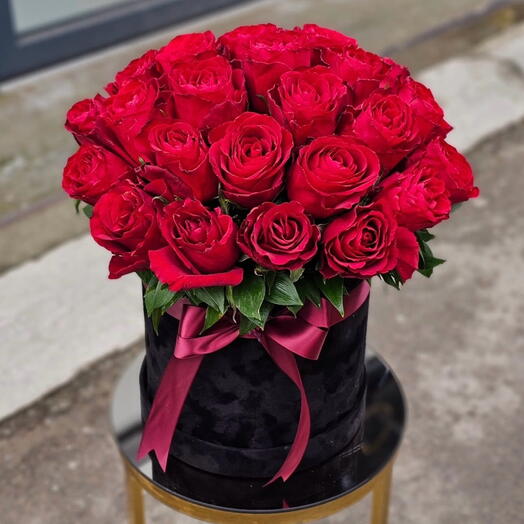 Kutuda Kırmızı Gul