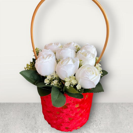 Kadife kutuda beyaz şakayık