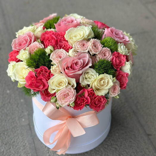 Kutuda mevsim çiçekleri