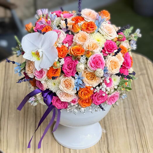 Spray Roses And Phalaenopsls