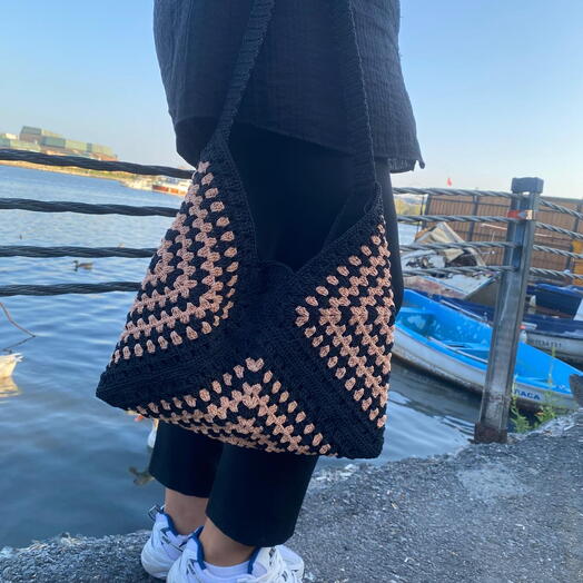 El Yapımı Örgu Çanta Mumlu İp Çapraz Model Siyah