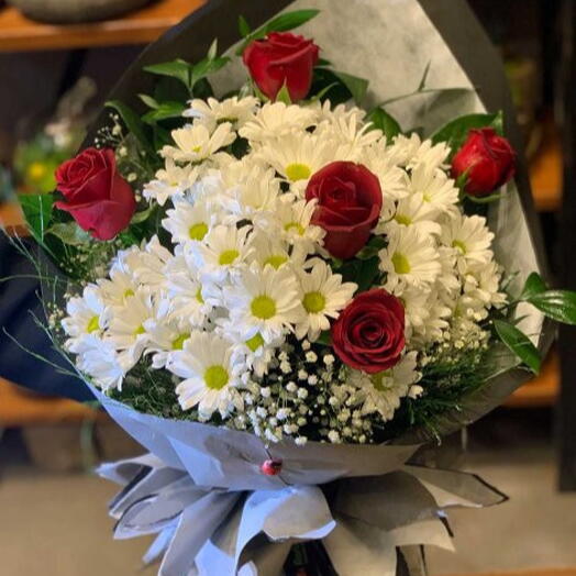 Beyaz Papatya ve Guller