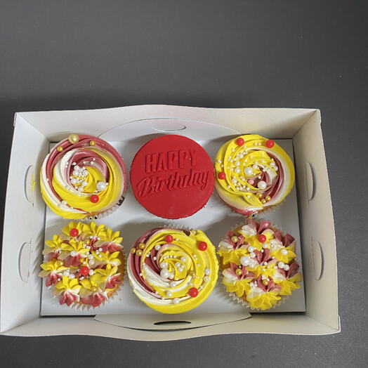 Çok renkli cupcake set