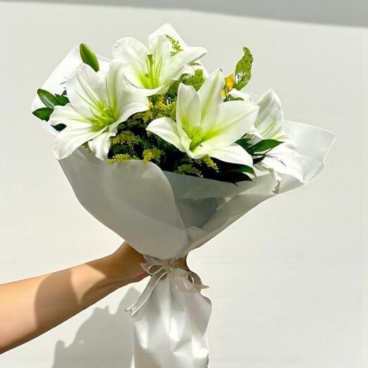 BEYAZ LİLYUM BUKETİ