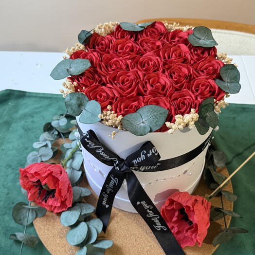 Kadınlar gunu kutusu