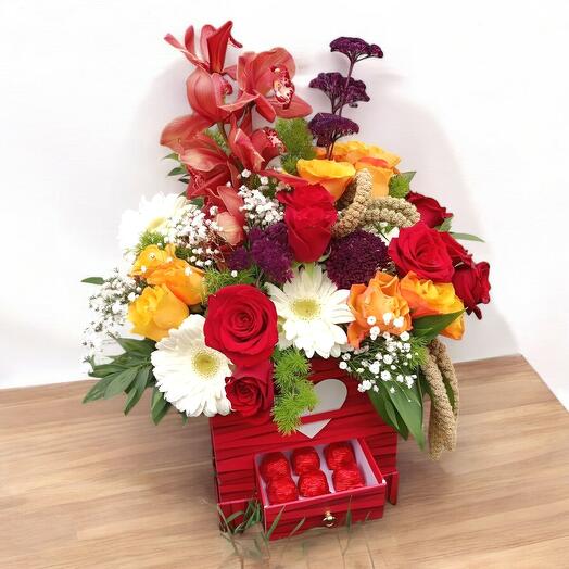 Renkli Aşk Aranjmanı - Kırmızı Gul, Orkide ve Papatya