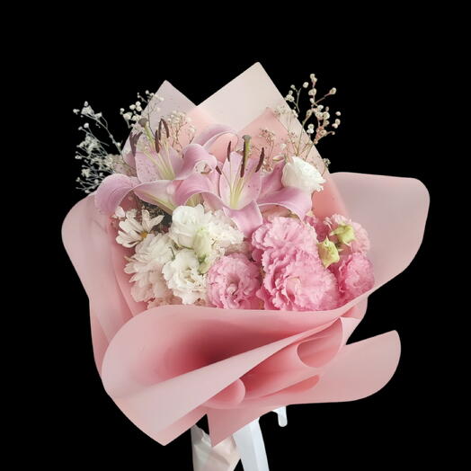 Pink white lily bouquet