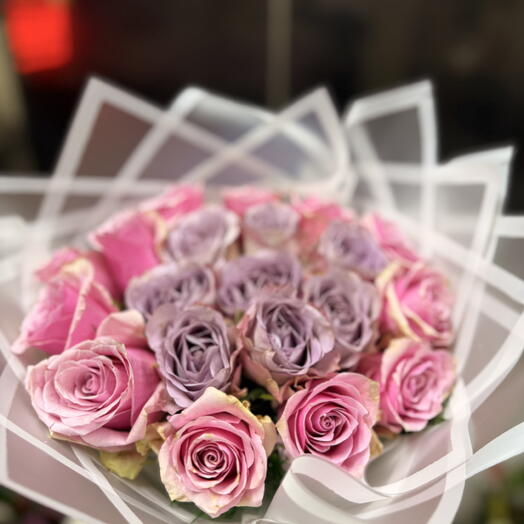 Pembe ve lila guller