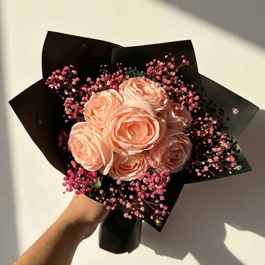 5-piece artificial pink rose bouquet