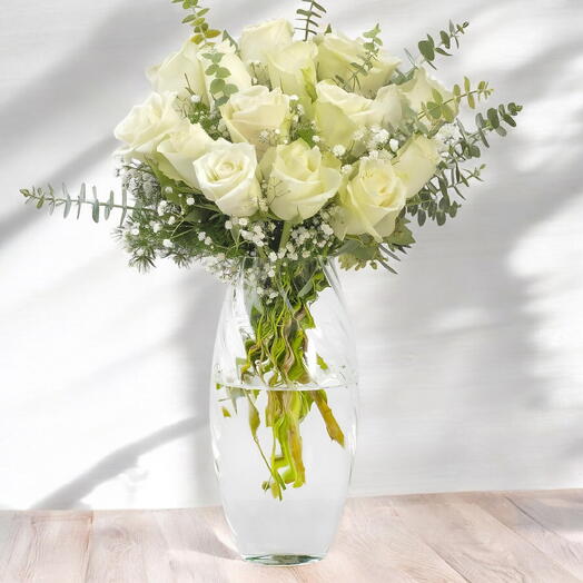 Cam vazoda 15 li beyaz gul