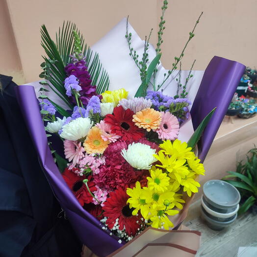 Rainbow shine bouquet