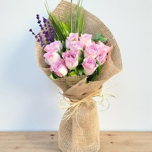 11 li Lila Gul Tasarım Buketi