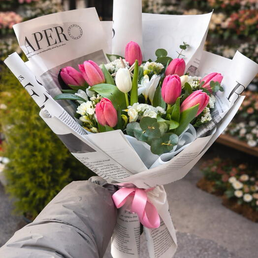 🌷9 Pembe   Beyaz Lale Buketi | Deniz Yıldızlı Şık Tasarım ⭐