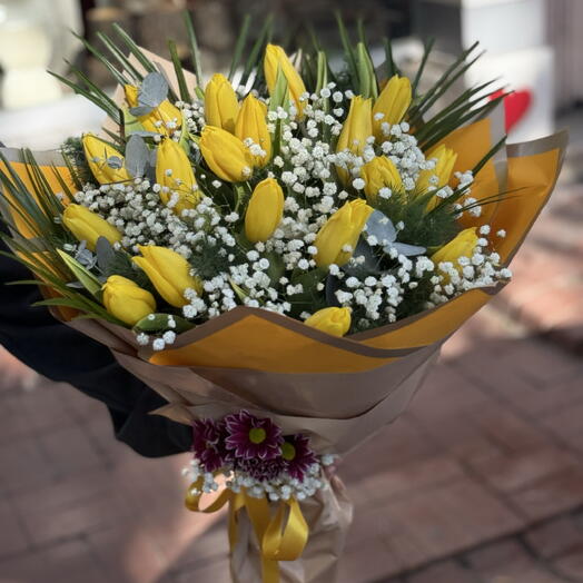Sarı lale buket