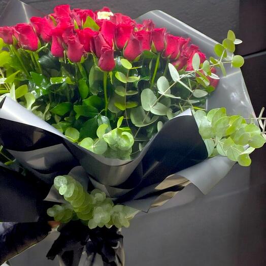 BÜYÜK 101 GÜL BUKETİ