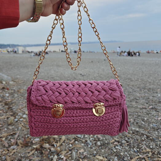 El Yapımı Örgu Penye Çanta