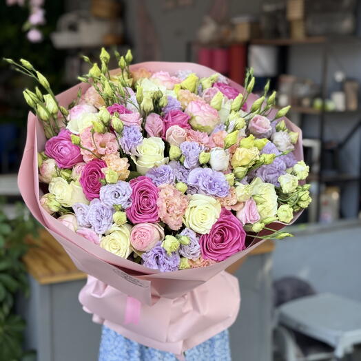 Bridge soft lovers bouqet