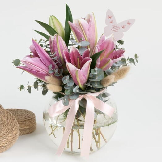 Akvaryum Vazoda Kelebekli Pembe Lilyumlar