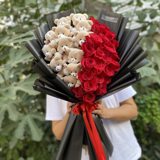 Kırmızı gul peluş ayıcık