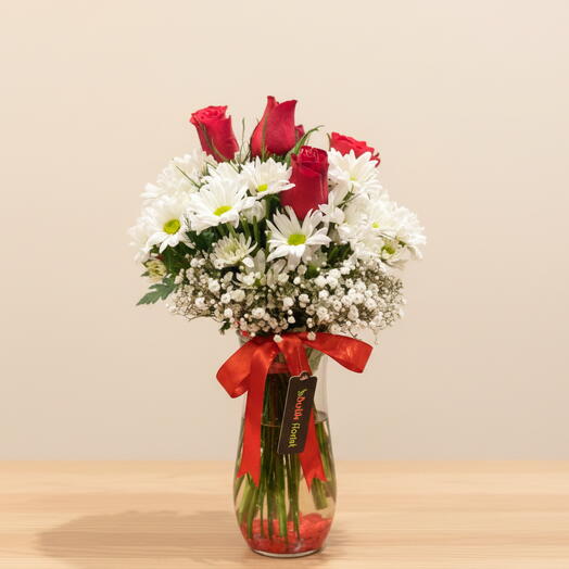 Guller ve Papatyalar