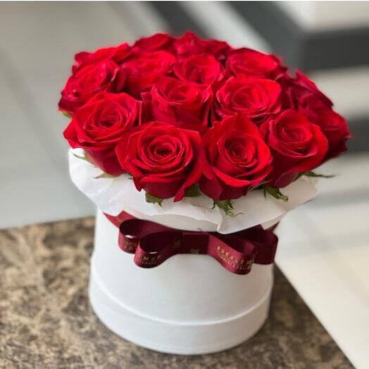 15 Red Roses In Box
