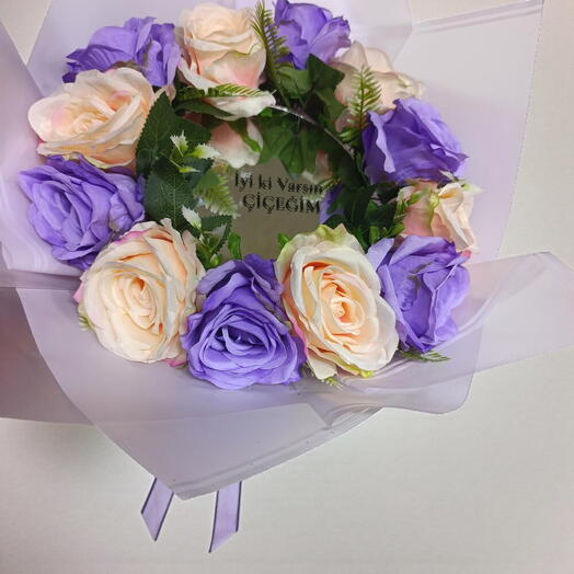 Yapay aynalı gul buketi