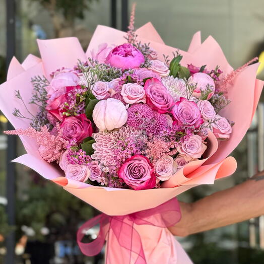 Pembe Duşler Çiçek Buketi