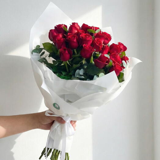 25 Kırmızı Gul Buketi - Luks Çiçek Tasarımı