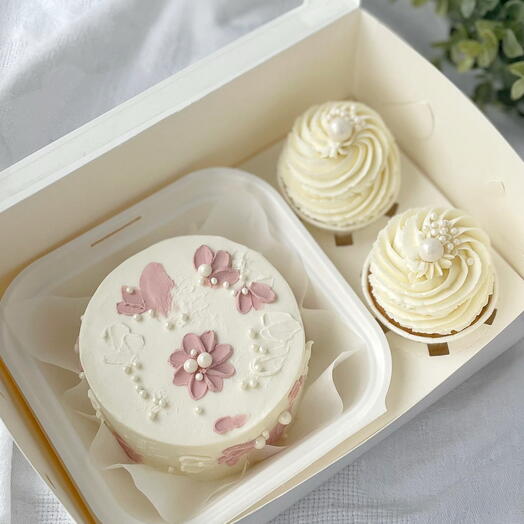 Elegant Floral Bento Cake   Cupcakes Set