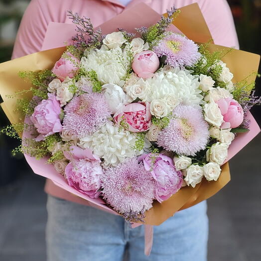 Pembe ve beyaz buket