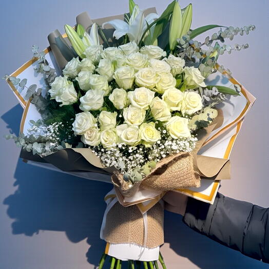 Beyaz Gul Lilyum Buketi