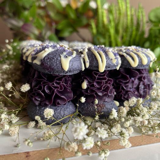 B harfli Macaron pasta 10/12 kişilik Yabanmersinli