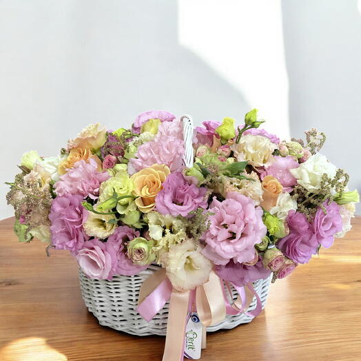 Sepette Lisyantus 25 adet sprey ve pembe 7 dal lisyantus 2 dal pembe krizantem