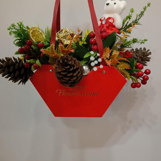 Yeni Yıl Özel Kırmızı Kalp Çanta Aranjman