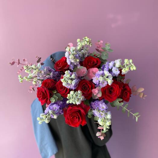 Kırmızı Gul Delfiyum Buketi