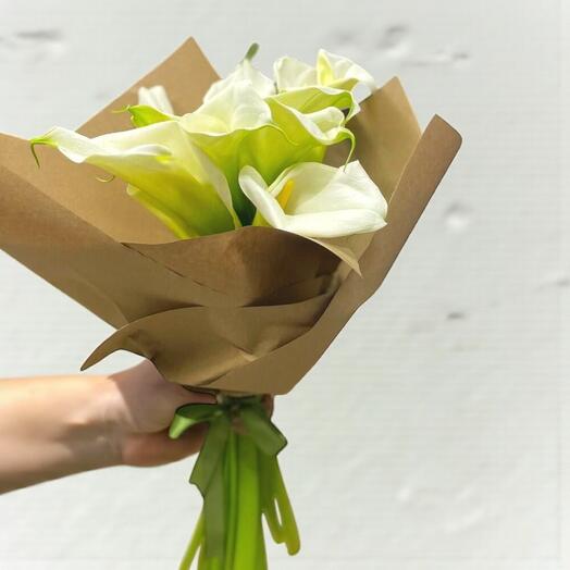 Beyaz Gala Çiçeği Buketi