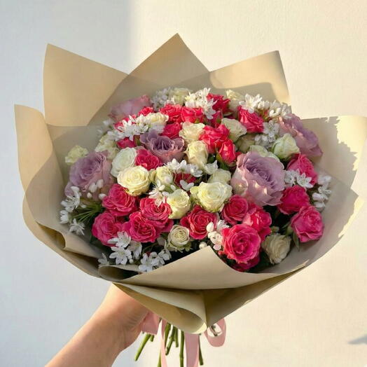 Pembe Beyaz  mor Çardak Gul Buketi