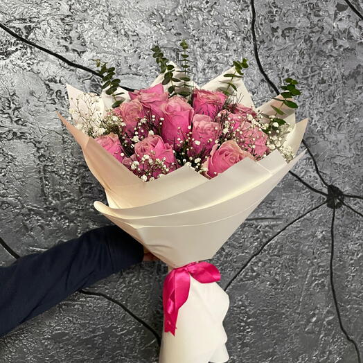 İTHAL PEMBE GÜLLER BUKETİ