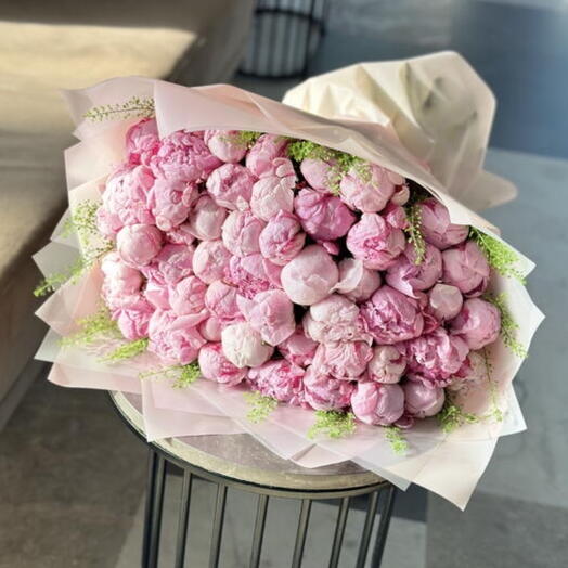 Pink peony bouquet