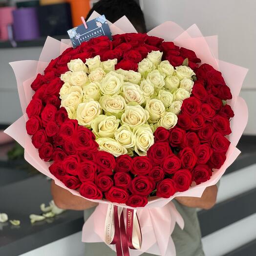 Heart roses bouquet
