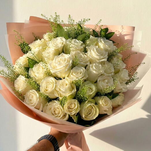 White Dutch roses
