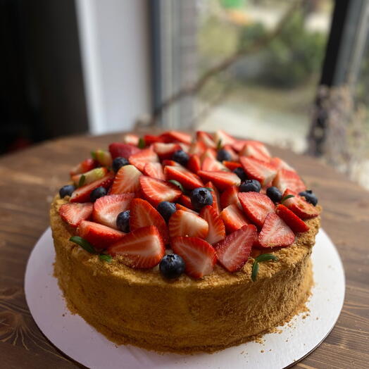 Honey Cake with Fresh Berries (Medovik)
