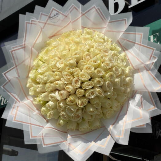 101 Beyaz İthal Gul Buketi